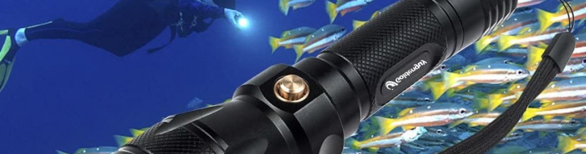 Diving flashlights